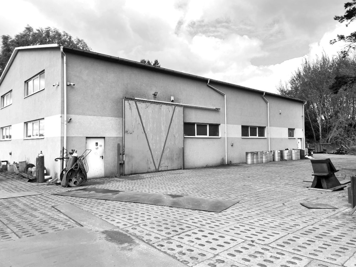 AIX workshop building and yard